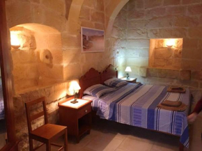 8 bedrooms villa with private pool and wifi at In Nadur Gozo